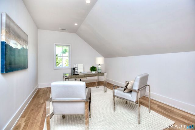 8 Pleasant Valley Lane, Westport, CT 06880