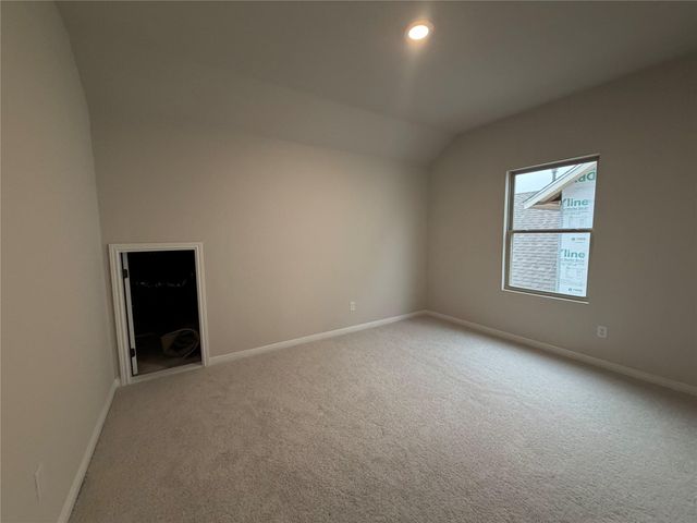 198 Crater Lake DR, Dripping Springs, TX 78620