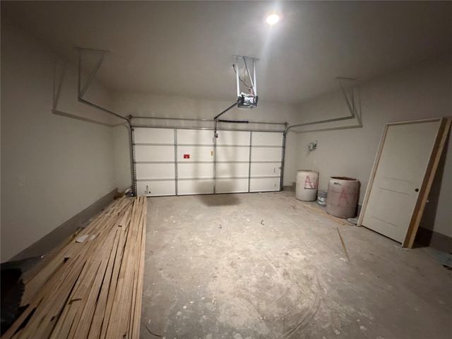 198 Crater Lake DR, Dripping Springs, TX 78620