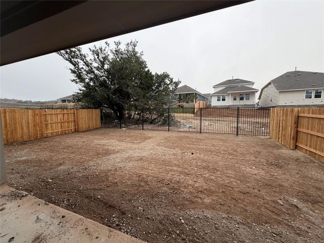 198 Crater Lake DR, Dripping Springs, TX 78620