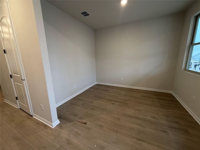 198 Crater Lake DR, Dripping Springs, TX 78620