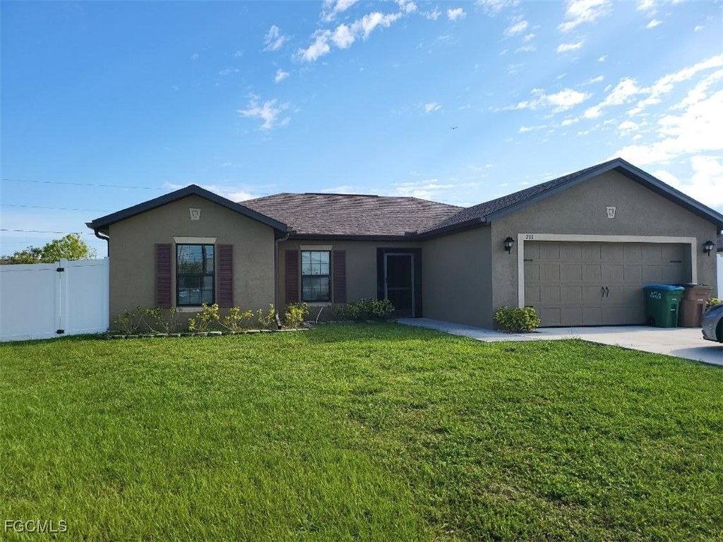 711 SW Trafalgar PKWY, Cape Coral, FL 33991