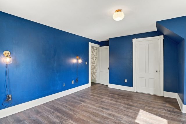 8 Agate Avenue, Worcester, MA 01604