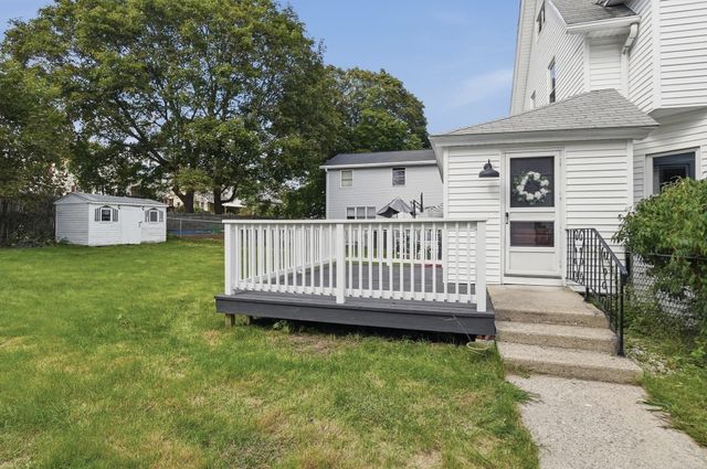 8 Agate Avenue, Worcester, MA 01604