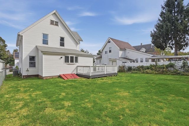 8 Agate Avenue, Worcester, MA 01604