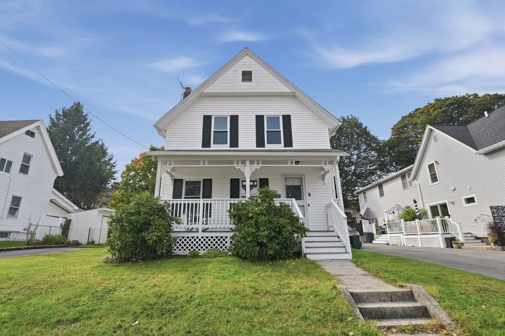 8 Agate Avenue, Worcester, MA 01604
