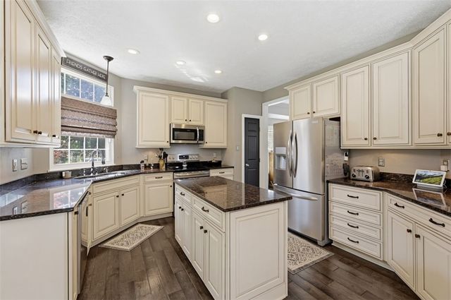 441 Elder Court, Adams Twp, PA 16046