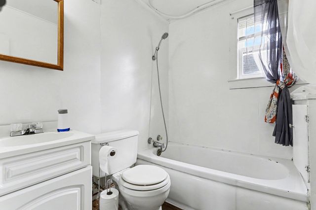 206 Burr Oak Street, Mendon, MI 49072