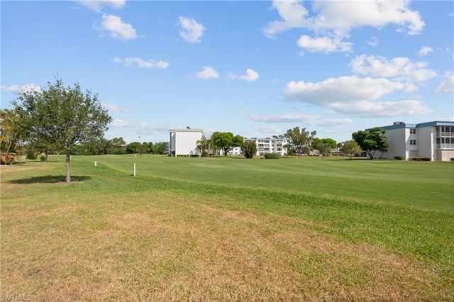 1784 Augusta DR 101, Fort Myers, FL 33907