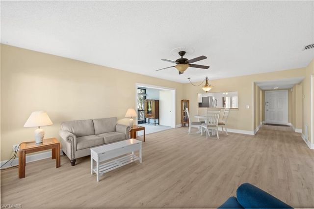 1784 Augusta DR 101, Fort Myers, FL 33907