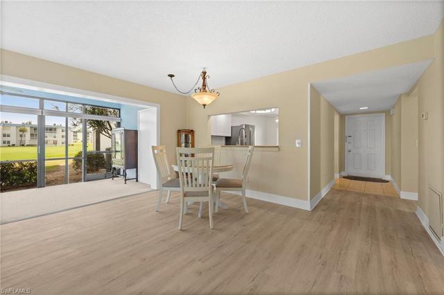 1784 Augusta DR 101, Fort Myers, FL 33907