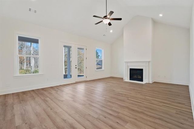 8480 Creekside Overlook Drive, Gainesville, GA 30506