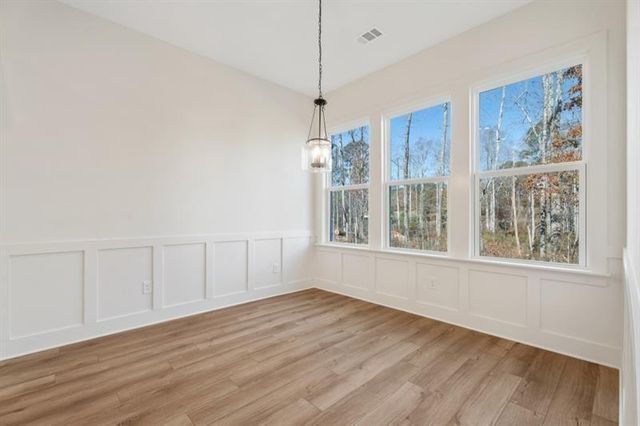 8480 Creekside Overlook Drive, Gainesville, GA 30506