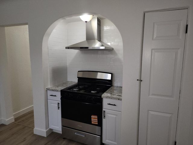 2001 John St, Modesto, CA 95351