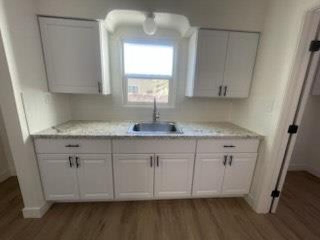 2001 John St, Modesto, CA 95351