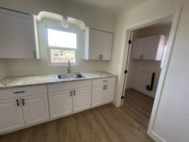 2001 John St, Modesto, CA 95351