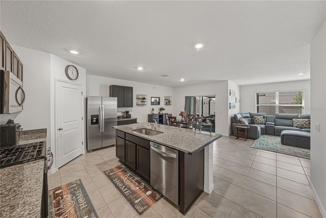 2741 GARDINER LANE, Zephyrhills, FL 33541