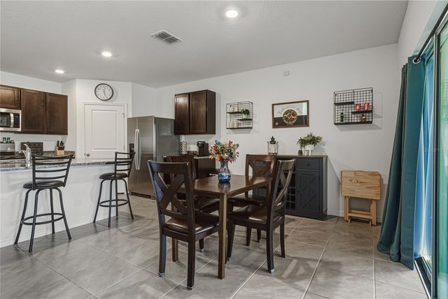 2741 GARDINER LANE, Zephyrhills, FL 33541