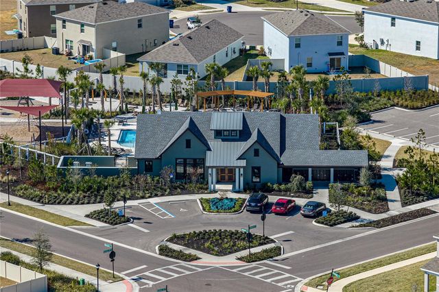 2741 GARDINER LANE, Zephyrhills, FL 33541