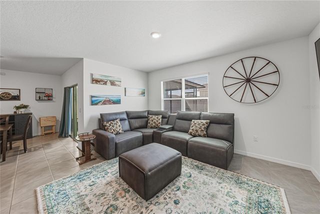 2741 GARDINER LANE, Zephyrhills, FL 33541