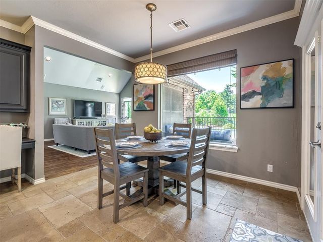 124 Lakeview Court, Edmond, OK 73003