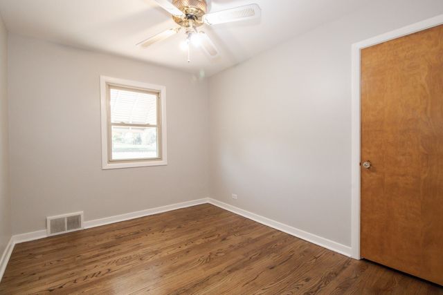 2337 Park Avenue, North Riverside, IL 60546