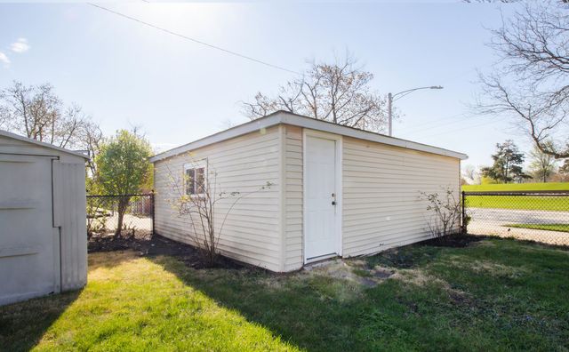 2337 Park Avenue, North Riverside, IL 60546