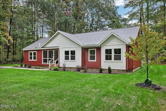 113 Jones Road, Saratoga Springs, NY 12866