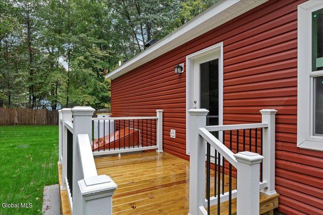 113 Jones Road, Saratoga Springs, NY 12866