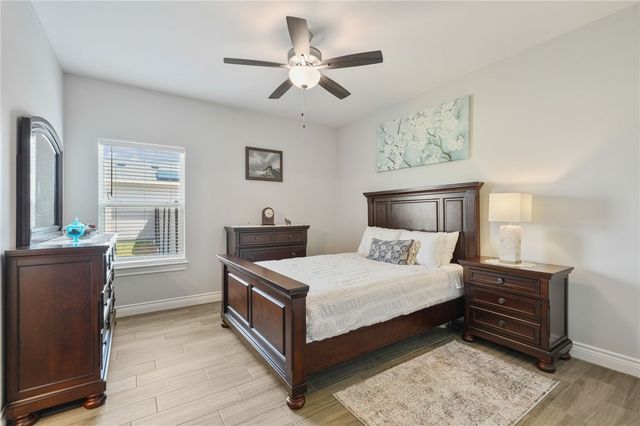 1878 Papa Mori Dr, Corpus Christi, TX 78414