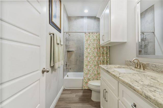 1878 Papa Mori Dr, Corpus Christi, TX 78414