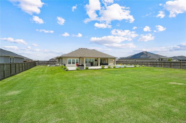1878 Papa Mori Dr, Corpus Christi, TX 78414