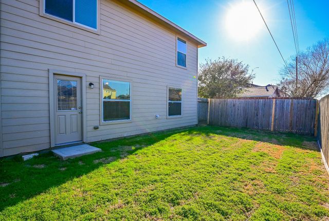 838 Darbydale Crossing Lane, Houston, TX 77090