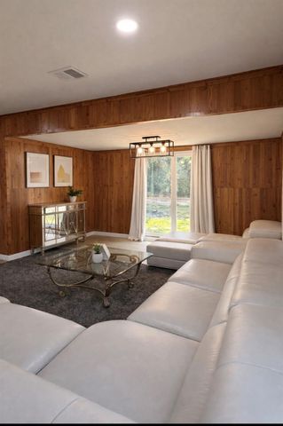 158 County Road 2702, Cleveland, TX 77327
