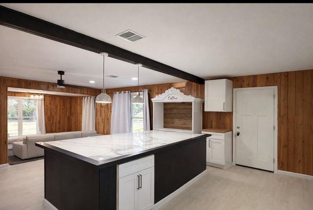 158 County Road 2702, Cleveland, TX 77327