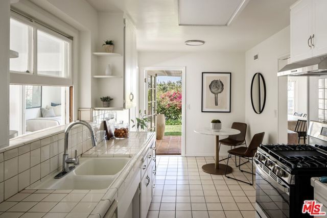 435 Cliff Drive, Pasadena, CA 91107