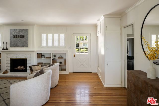 435 Cliff Drive, Pasadena, CA 91107