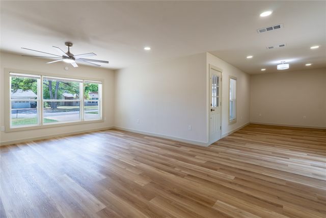 2514 Broadview Street, Greenville, TX 75402