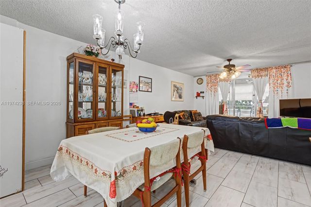 2649 NW 48th Ter 237, Lauderdale Lakes, FL 33313