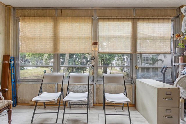 2649 NW 48th Ter 237, Lauderdale Lakes, FL 33313