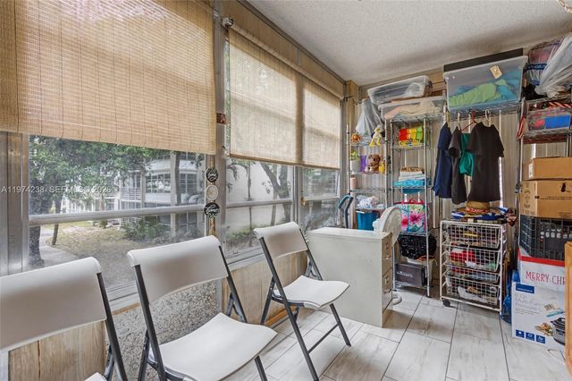 2649 NW 48th Ter 237, Lauderdale Lakes, FL 33313