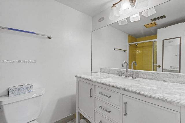 2649 NW 48th Ter 237, Lauderdale Lakes, FL 33313