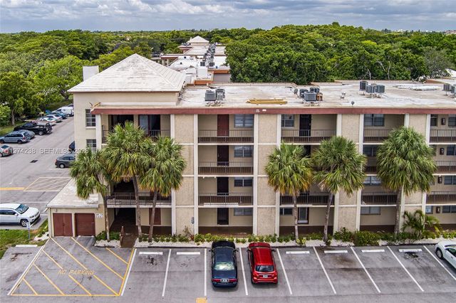 2649 NW 48th Ter 237, Lauderdale Lakes, FL 33313