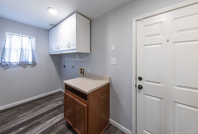 15522 Flowing Spring, San Antonio, TX 78247