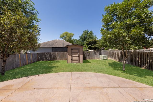 15522 Flowing Spring, San Antonio, TX 78247