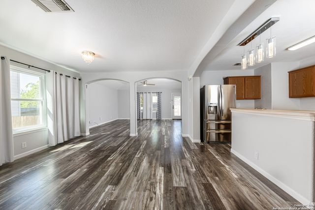 15522 Flowing Spring, San Antonio, TX 78247