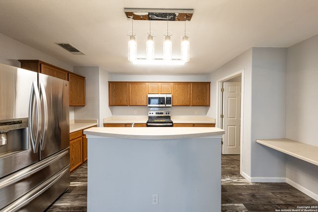 15522 Flowing Spring, San Antonio, TX 78247