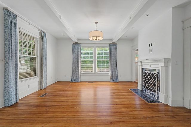 225 E Lafayette Street, Fayetteville, AR 72701