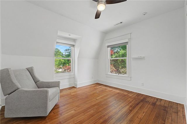 225 E Lafayette Street, Fayetteville, AR 72701