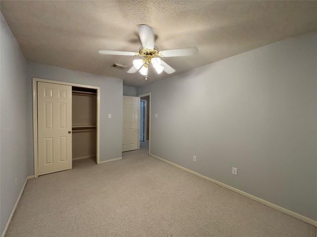 3207 Long Bough Court, Houston, TX 77059